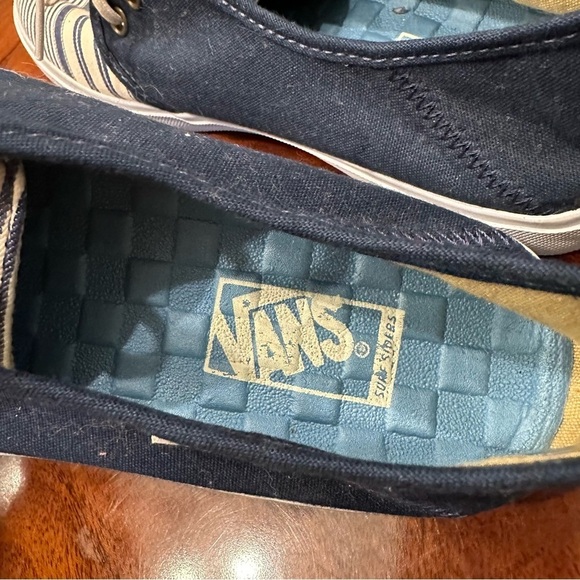 Vans Navy Blue and White Stripe Sneakers size 7 - Picture 7 of 8